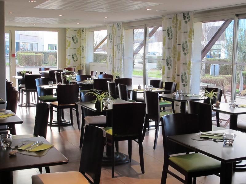 Sure Hotel By Best Western Rennes شانتبي المظهر الخارجي الصورة